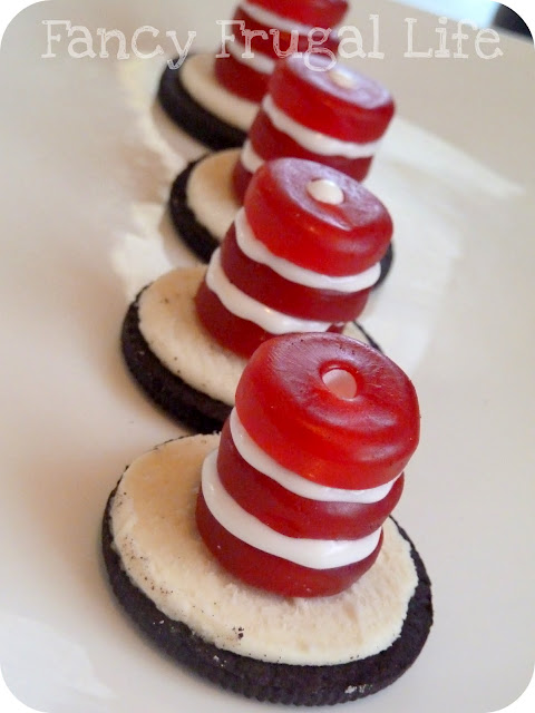 cat in hat snack