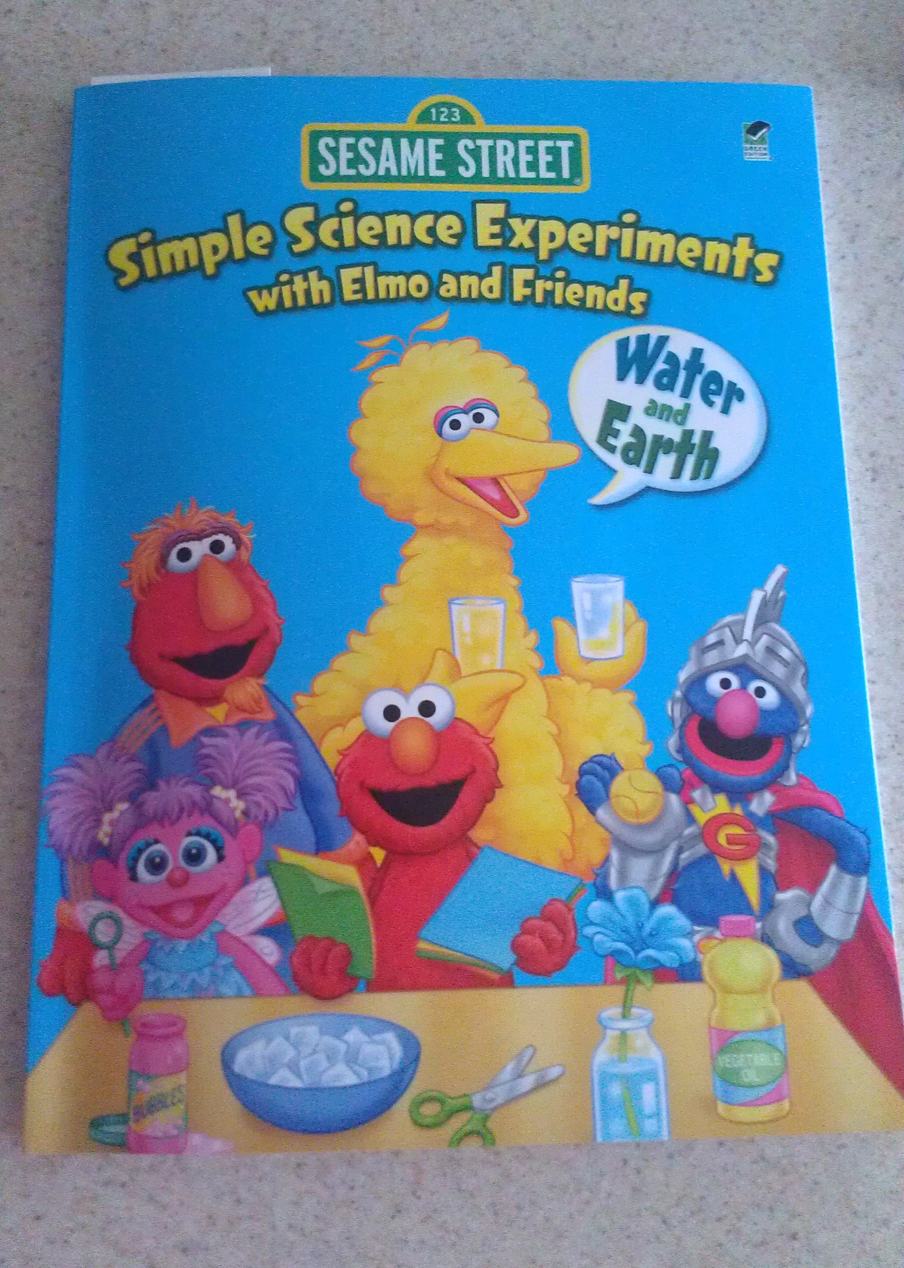 {Review} Simple Science Experiments with Elmo and Friends